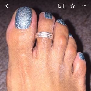 Meet your Posher, Julie etta